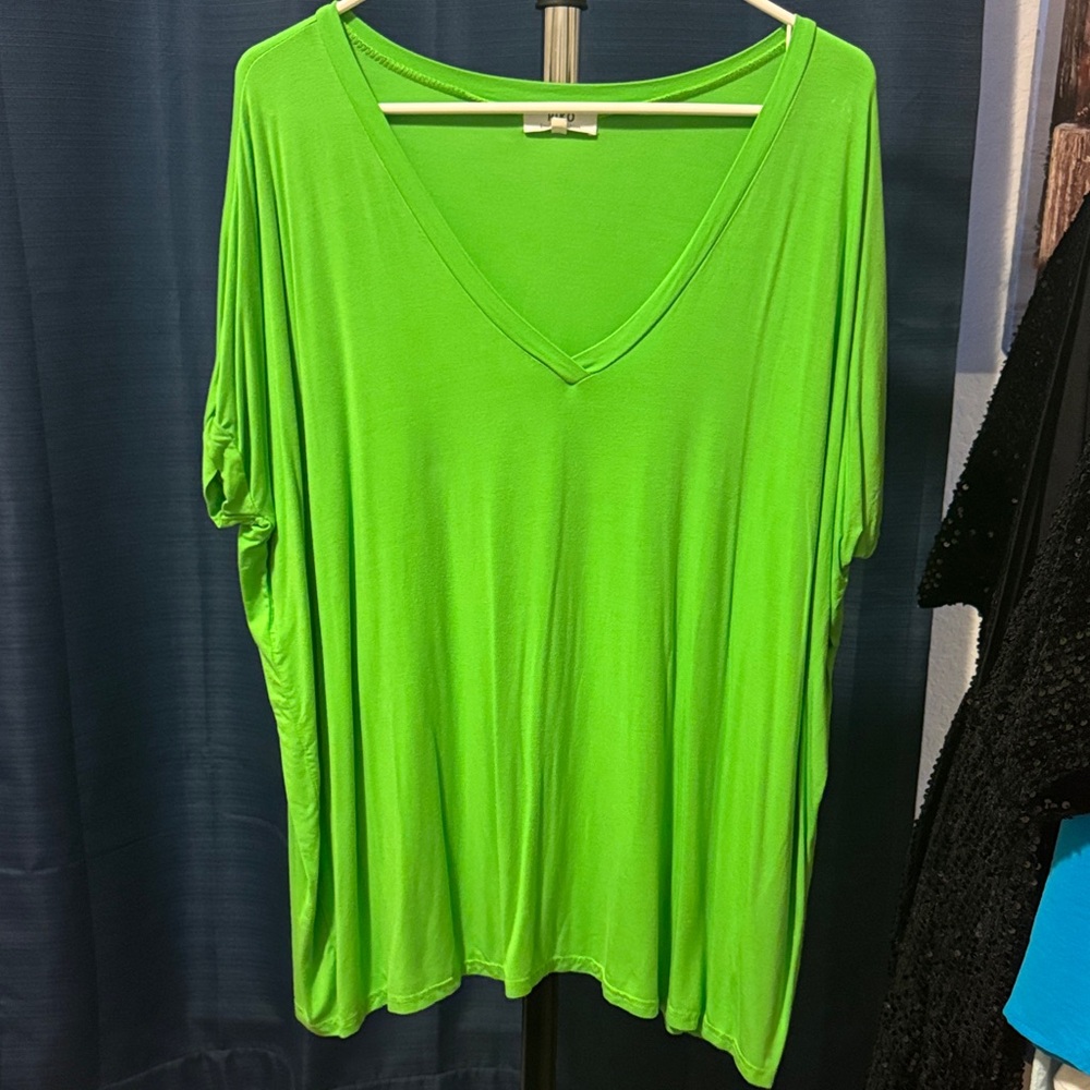 Piko 1988 Bright Green V-Neck Tunic